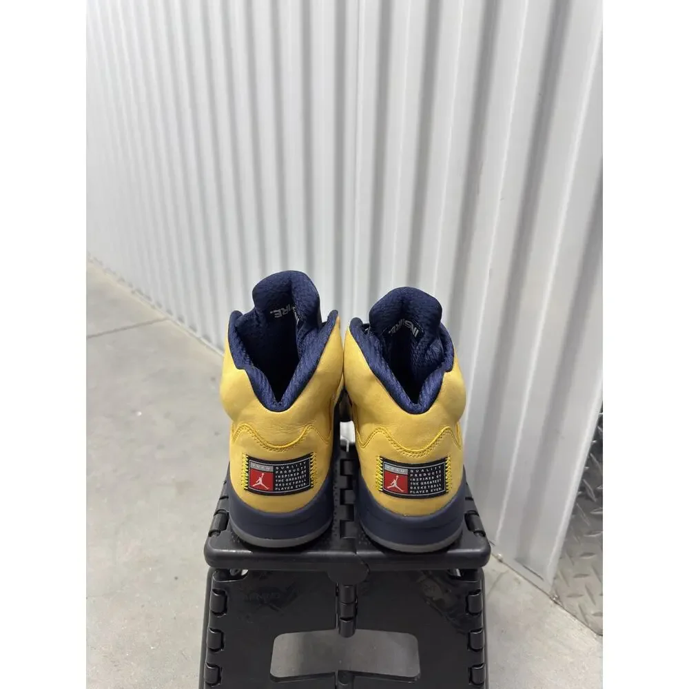 Nike Air Jordan 5 Michigan Amarillo College 2019 Size 11 Men's - CQ9541-704